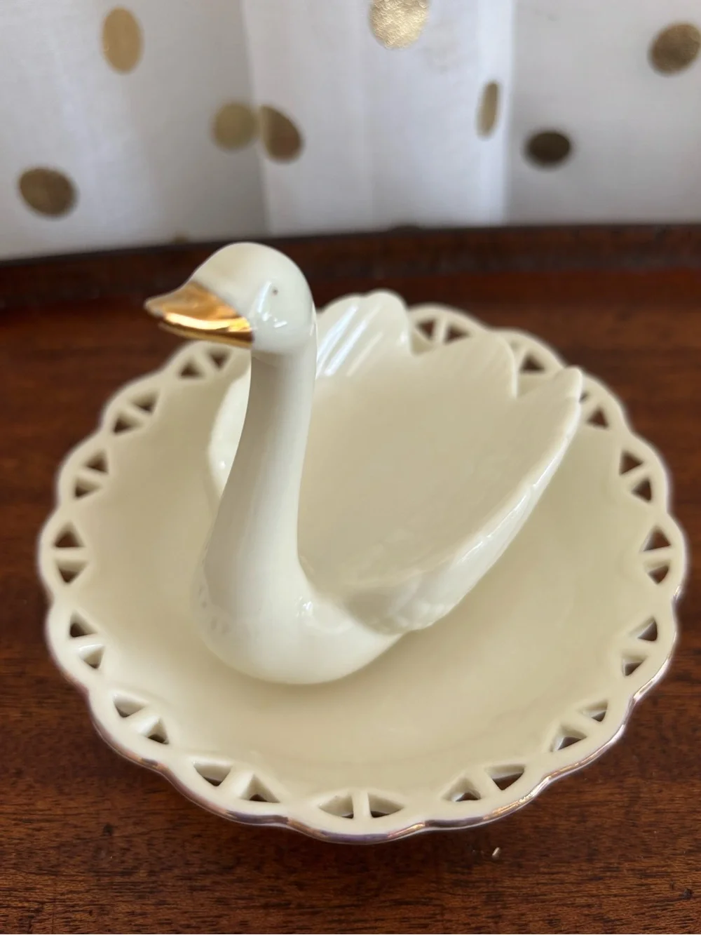 Vintage 80s Avon Porcelain Swan Jewelry Holder 22K Gold Accents